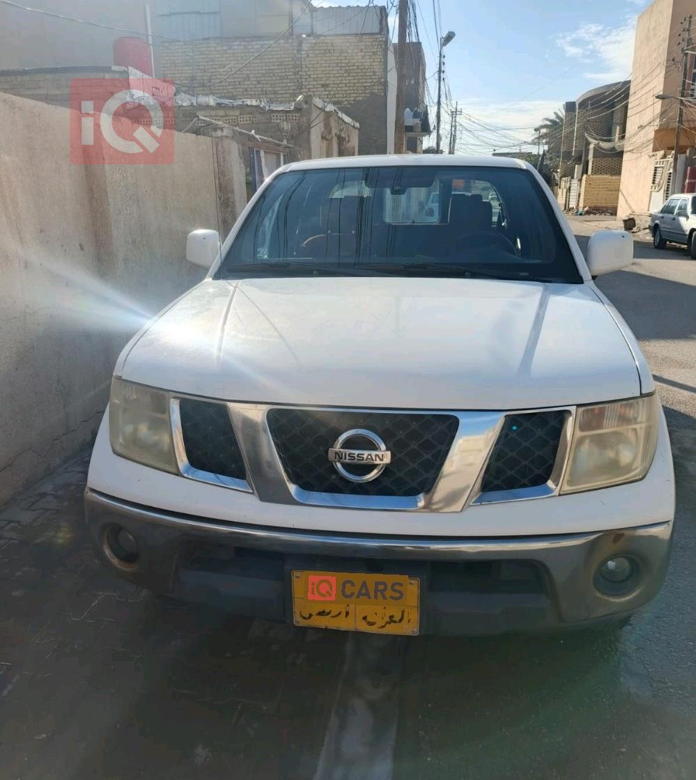 نيسان نافارا